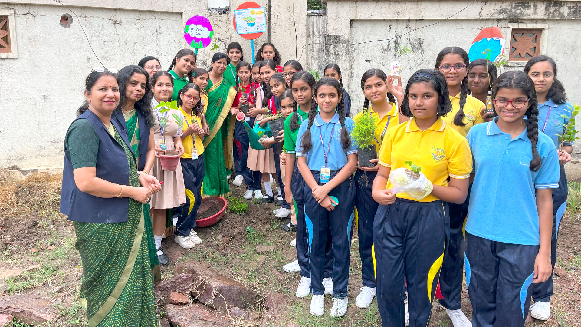 st-raphael-co-ed-school